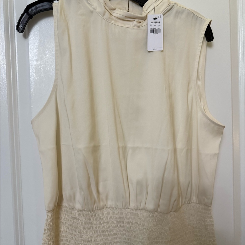 Express Cream Sleeveless Blouse